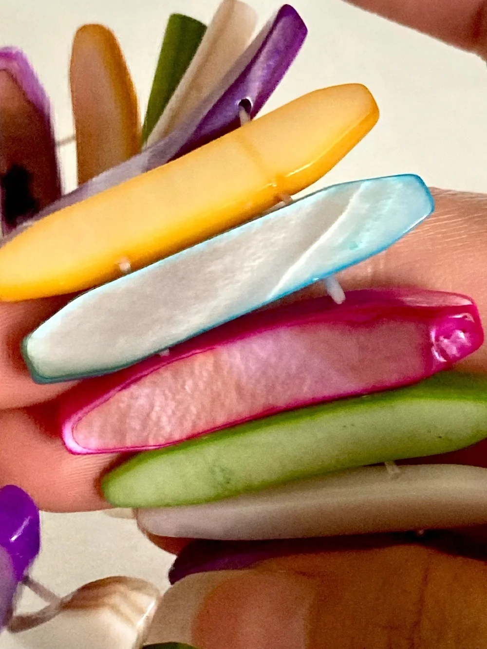 NWOT Colorful Shell like Bead Stretch Bracelet Multicolor beach tropical jewelry